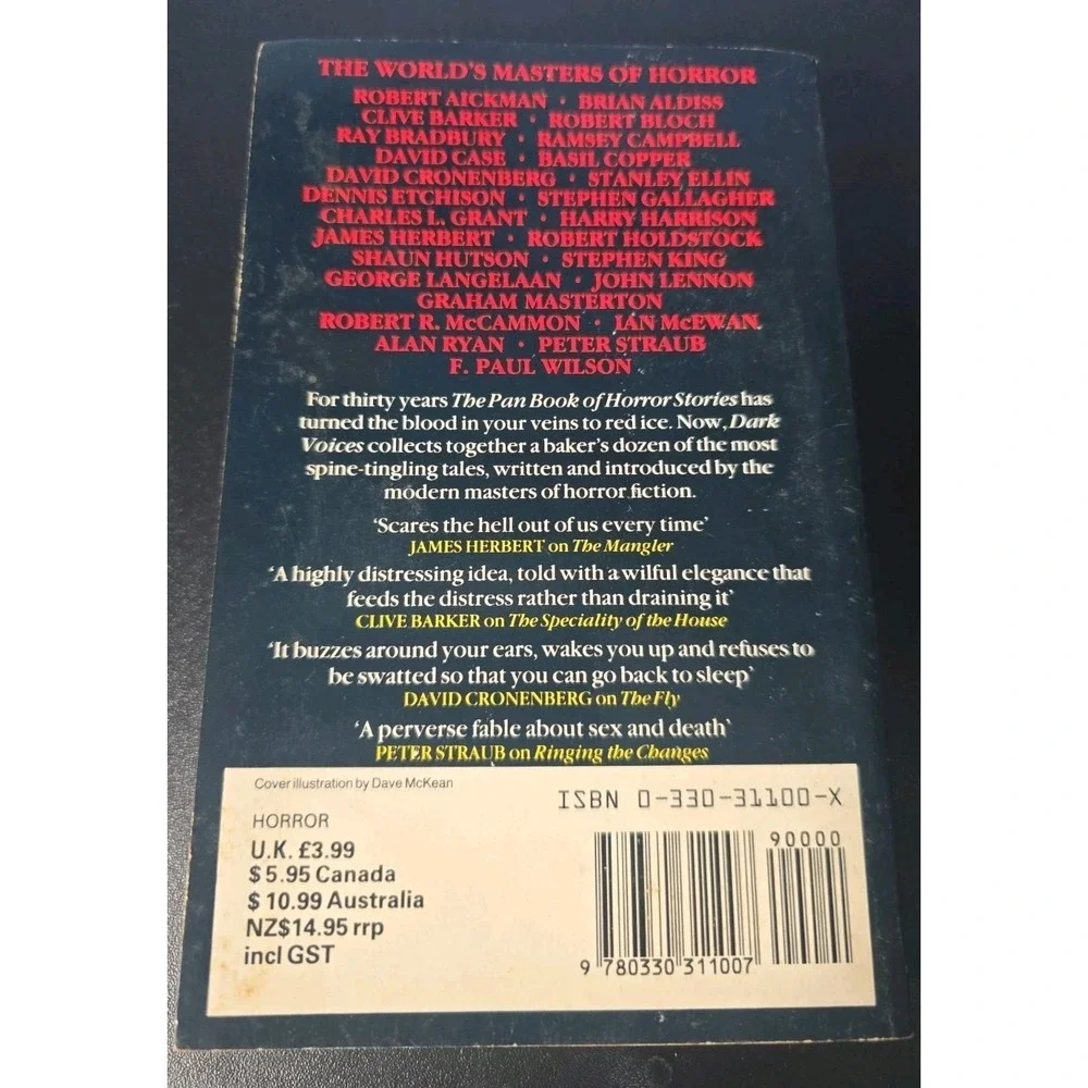 DARK VOICES Pan Book Of Horror Stories 1990 By Stephen Jones & Clarence Paget